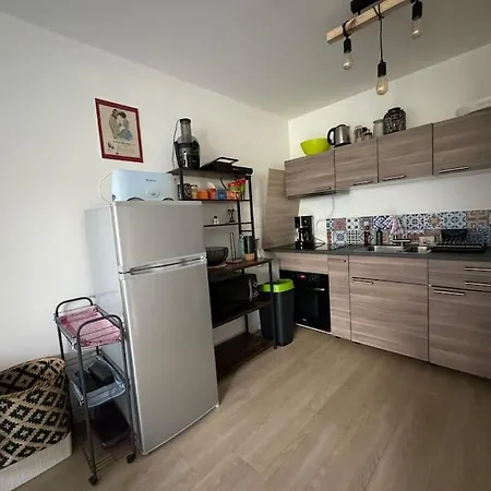 아파트 Spacieux Avec Terrasse 캉