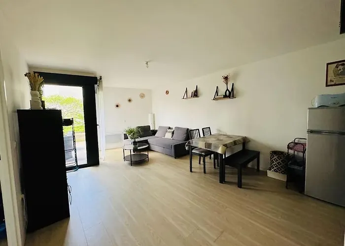 Spacieux Avec Terrasse *