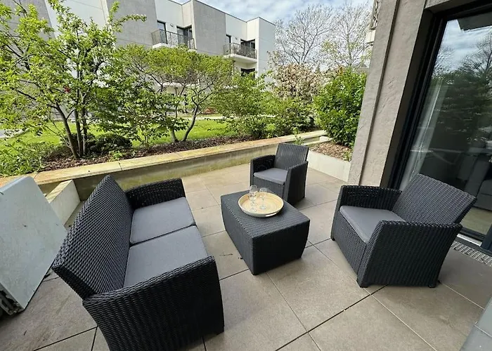 Apartment Spacieux Avec Terrasse Caen
